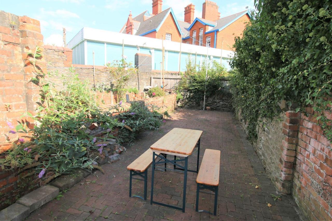 Three Bedroom Townhouse - Free Local Parking - By Property Promise Cardiff Exterior photo